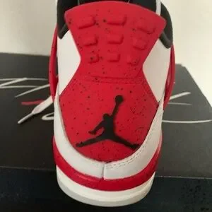 Jordan Jumpman Art Black and Red Wall Decor Amazon.com: Trends International Gallery Pops Michael Jordan  main image 4